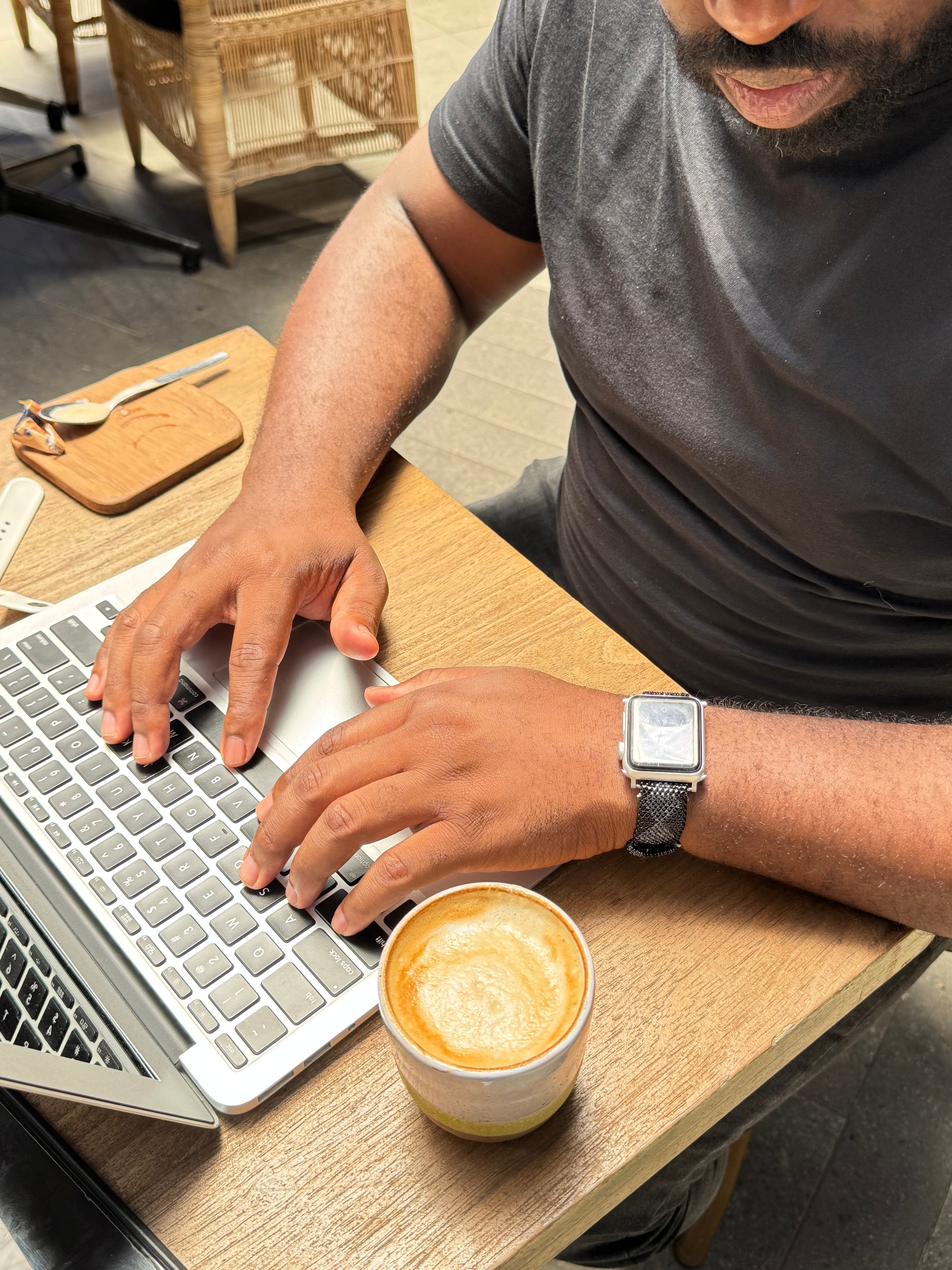 LN Amathunzi x Apple Strap